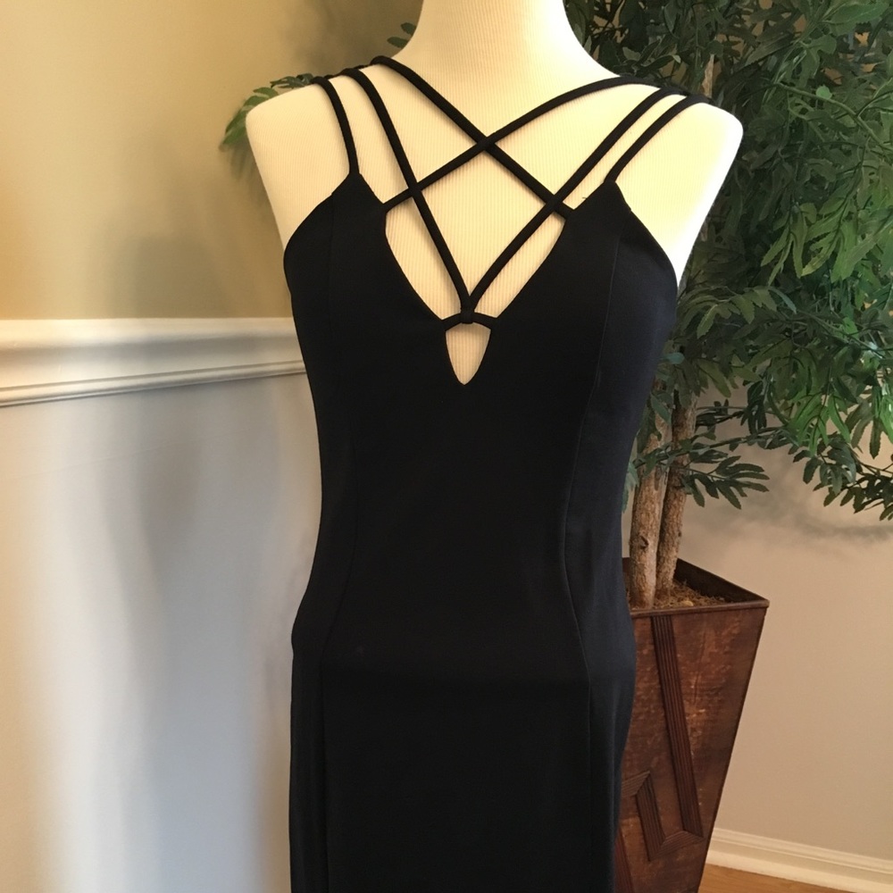 Forever 21 strappy black dress